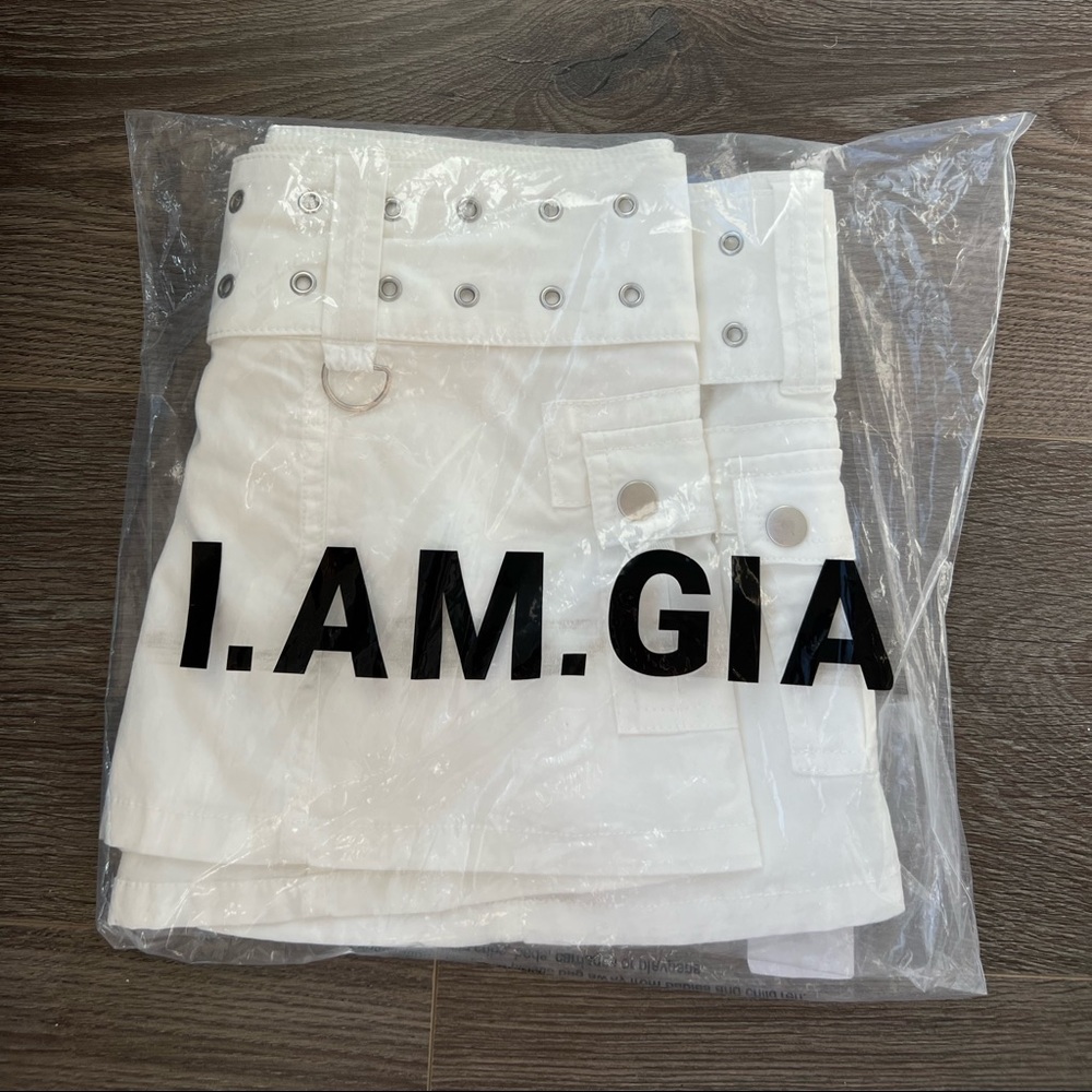 I.AM.GIA Jordan White Mini Skirt